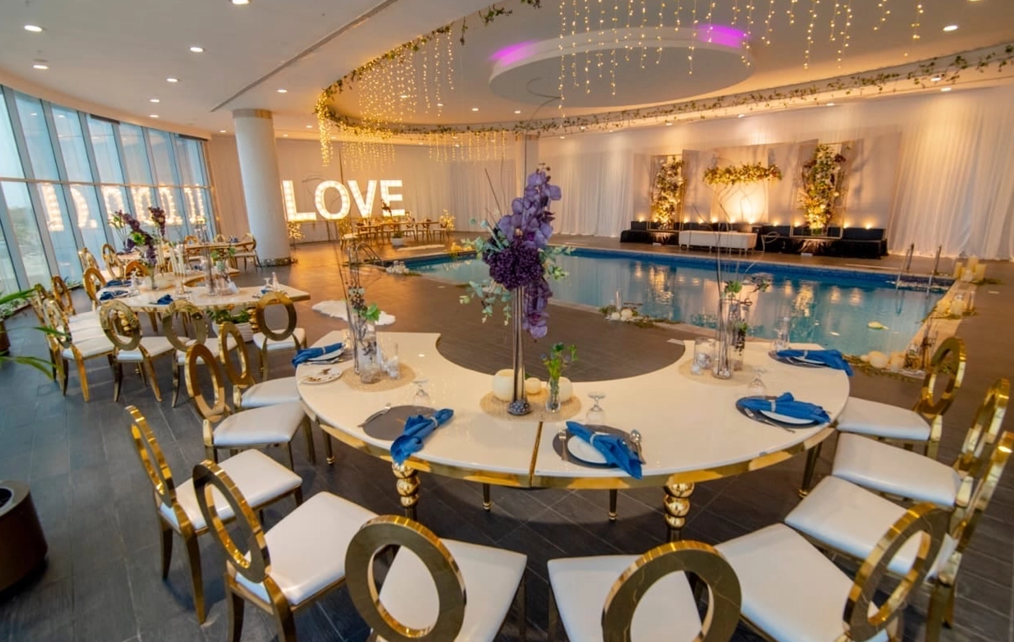 Image gallery marquee